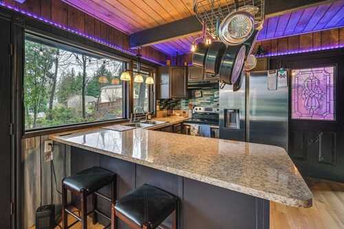 Private Hot Tub! A-Frame Hideaway By Oakland Bay