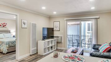 1 bedroom, iron/ironing board, Internet, bed sheets