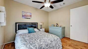 Silitysrauta/-lauta, ilmainen Wi-Fi