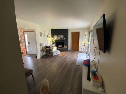 1.7 Miles to EAA, 3Bed 2 Bath