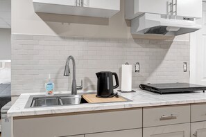 Refrigerador y microondas 