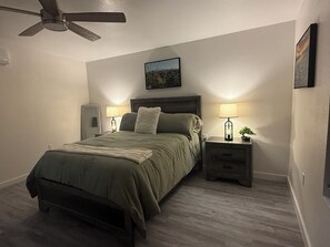 2 bedrooms, iron/ironing board, WiFi, bed sheets