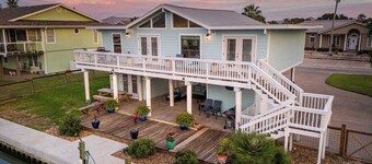 Waterfront | Communal Pool | Dock | Pet-Friendly!