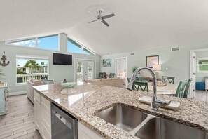 Interior - Waterfront | Communal Pool | Dock | Pet-Friendly! (Rockport)