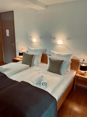 Unclassified image, 2 of 10, button - Hotel Grüner Baum Merzhausen (Merzhausen)