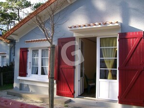 Exterior detail - 3-Bedroom House near Beach for 4 in La Tranche-sur-Mer (La Tranche-sur-Mer)