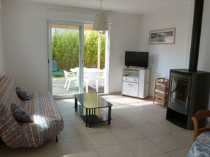 TV - Quiet house, 5 ppl, La Tranche Sur Mer, pets allowed (La Tranche-sur-Mer)