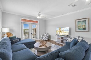 Living area - Waterfront Luxe, Beach Access, Private Pier (Gulf Shores)