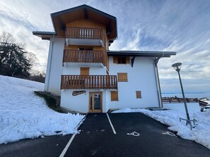 Exterior - Charming apartment near slopes with parking (Thollon-les-Mémises)