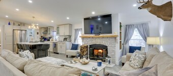 Hike & Explore! Nature-Centric Hudson Valley Home