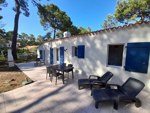 Outdoor dining - House near the beach - 6 people (La Faute-sur-Mer)