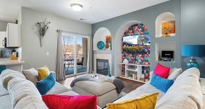 NEW! Stylish, Bright, Open, Mountain Views, King Beds, Fireplace, Two Balconies!