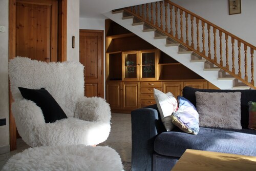 Your next vacation apartment in the tranquillity of the Italian Alps.