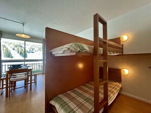 WiFi - Studio for 4 near slopes with free wifi and parking (Le Dévoluy)