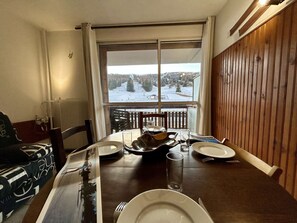 Dining - Studio for 4 in SuperDévoluy with WIFI (Le Dévoluy)