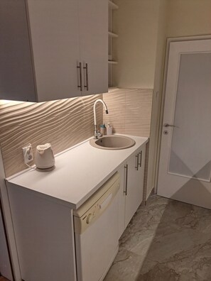 Interior - Cozy apartment in lovely and peaceful part of Belgrade (Belgrade)