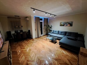 Living area - Cozy apartment in lovely and peaceful part of Belgrade (Belgrade)