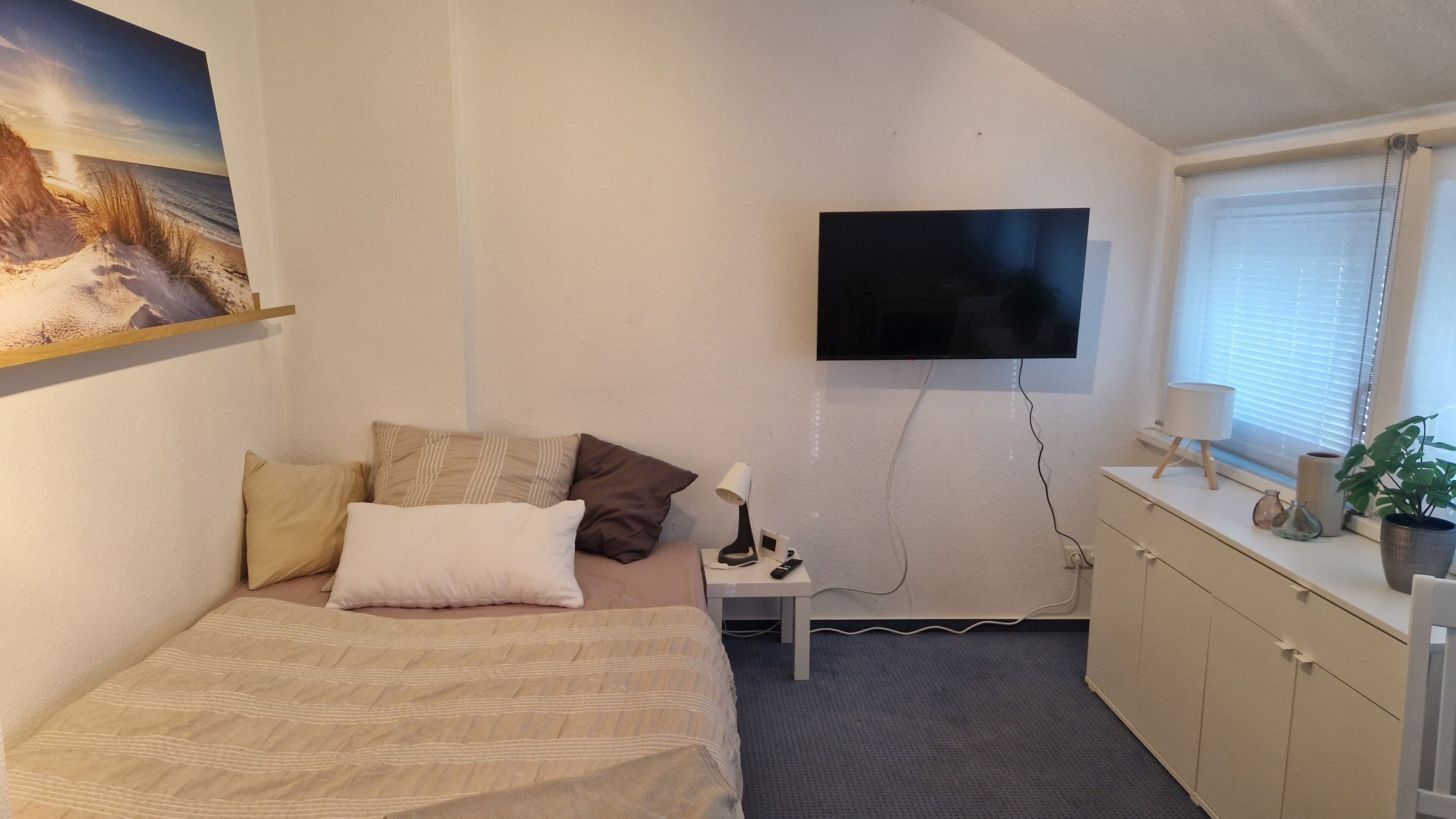 1 chambre, lit parapluie, Wi-Fi gratuit, draps fournis