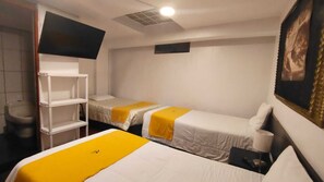 Laptop workspace, free WiFi - B & B VERONICA (Aguas Calientes)