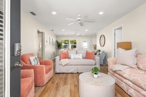Smart TV - Bid-A-Wee Classic Beach House | Private Beach (Panama City Beach)