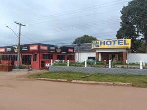 Front of property - HOTEL EUROPA (Alto Paraíso de Goiás)