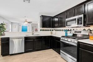 Comfort House | Private kitchen - Quiet Austin Stay Near Tech (Austin)