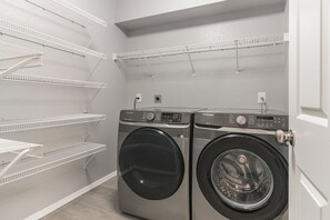 Comfort House | Interior