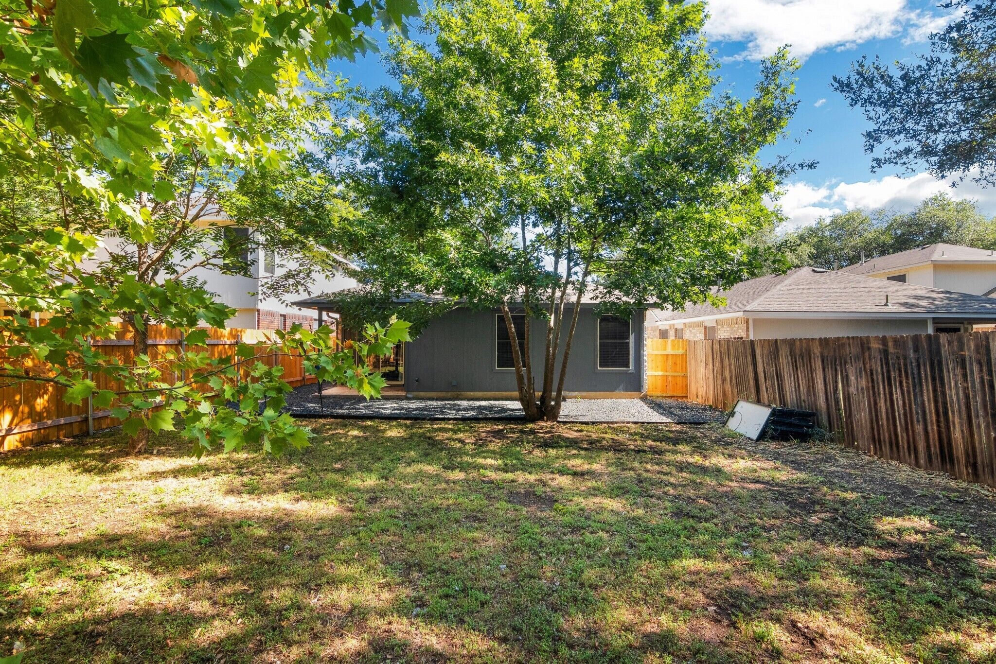 Casa Confort | Jardines del alojamiento