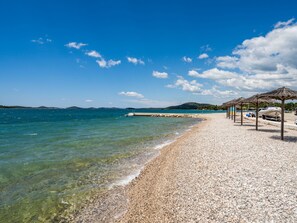 Beach nearby - Maslina Delux by Interhome (Pirovac)