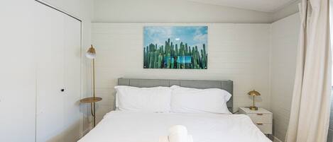 Bàn ủi/dụng cụ ủi quần áo, truy cập Internet không dây miễn phí