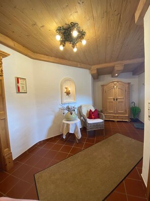 Interior - in ruhiger Lage nahe am See by Interhome (Thiersee)