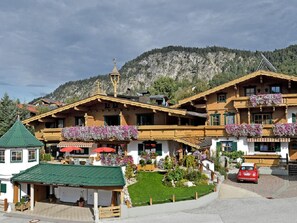 Exterior - in ruhiger Lage nahe am See by Interhome (Thiersee)