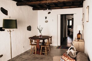 Interior - Relax with the family in the quiet of the Alentejo, overlooking the castle of Monsaraz. (Distrito de Évora)