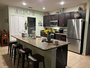 Private kitchen - Nature Lover’s Dream near Weeki Wachee Springs (Brooksville)