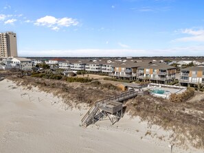 Exterior - Island Time Direct beach access, shared pool (Ocean Isle Beach)