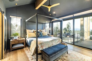 Tabla de planchar con plancha, wifi y ropa de cama 
