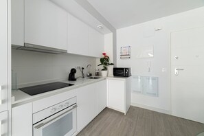 Private kitchen - Modern apartment 3rd floor with shared heated swimming pool (Alicante/Alacant)