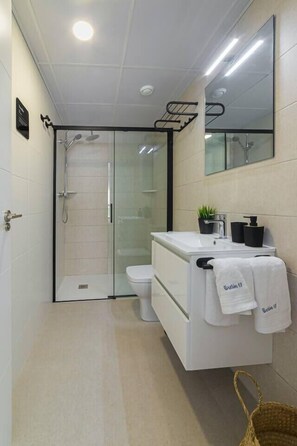 Hair dryer - Modern ap. 2nd floor shared heated swimming pool (Alicante/Alacant)