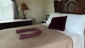 Lit parapluie, Wi-Fi gratuit, draps fournis