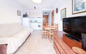 TV - Awesome apartment in Torrevieja with outdoor swimming pool (Torrevieja)