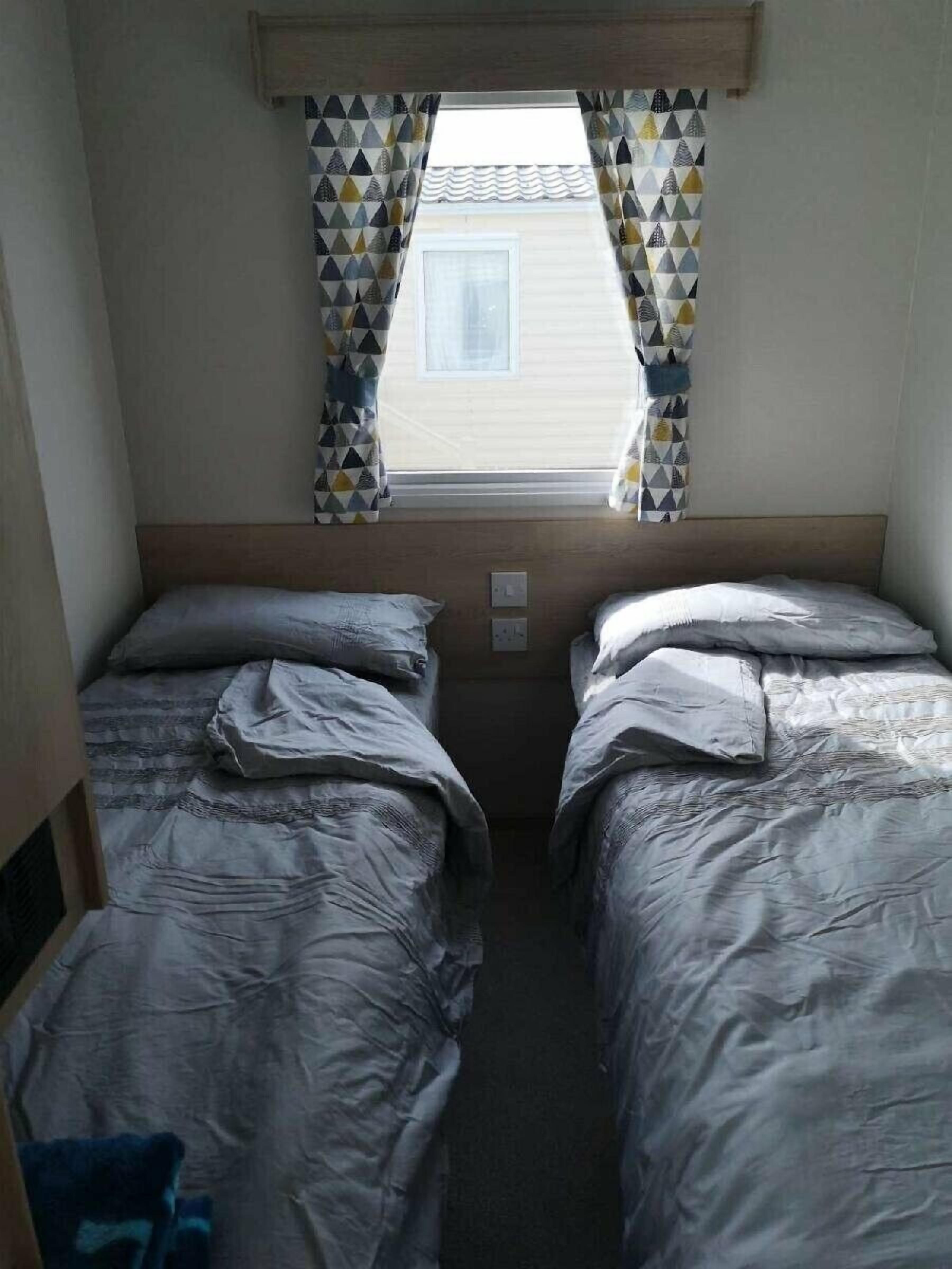 3 bedrooms, individually decorated, individually furnished, free WiFi