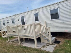 Exterior - Presthaven Beach Resort - Holiday Accommodation 14316 (Holywell)