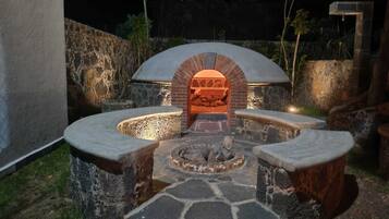 Masajes con piedras calientes y masajes deportivos