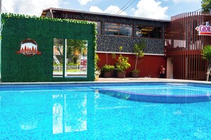 Outdoor pool - Hotel Buenavista (Ciudad de Jocotitlán)
