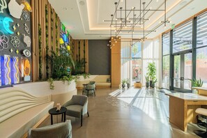 Lobby - Saiya (Phoenix)