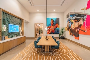 Interior - Saiya (Phoenix)