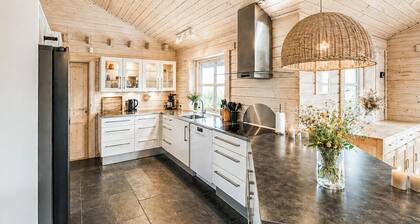 Beautiful home in Sydals with sauna