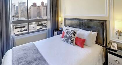 Cozy 1-bedroom resort in fabulous San Francisco with AC and gym.