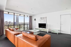 TV - 1BRM + Study River View at Circle on Cavill (Gold Coast)