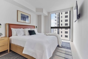 1 bedroom, desk, iron/ironing board, free WiFi - Chic Crosby Condo Miami Worldcenter Downtown (Miami)